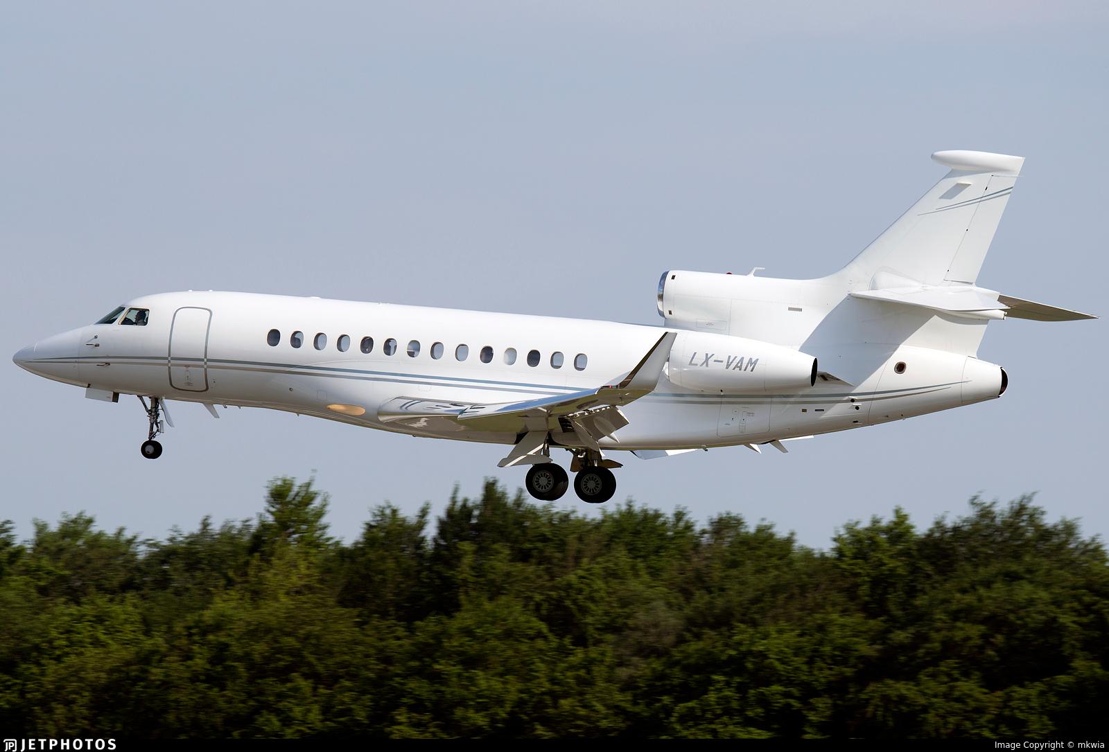 Falcon 7X décolle