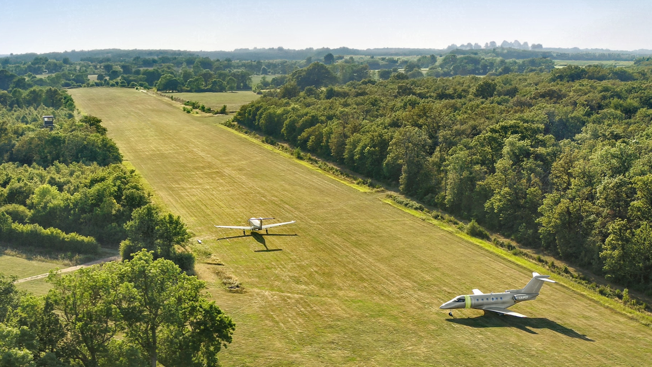 Pilatus PC-24 and Pilatus PC-12 on a grass runway | Jetfly